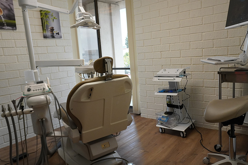 Dentist in Fountain Valley